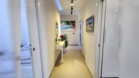 Apartament 2+1 - Shitje Rruga Grigor Durrsaku