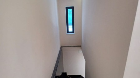 Vilë - Qira Rruga Sotir Kolea