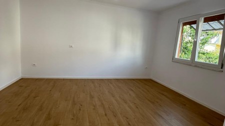 Apartment 2+1 - For sale Rruga Kostaq Cipo