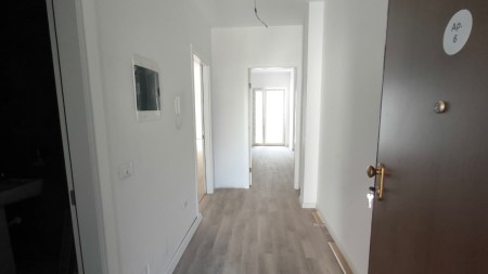 Apartament 1+1 - Shitje Rruga 5 Maji