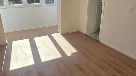 Studio apartment - For sale Rruga Nikolla Lena
