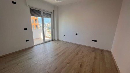 Apartment 3+1 - For Rent Rruga Hasan Alla