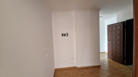 Apartment 3+1 - For Rent Rruga Perlat Rexhepi