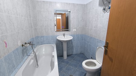 Apartament 1+1 - Shitje Rruga Shefqet Kuka