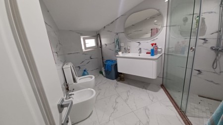 Apartment 3+1 - For Rent Rruga Isuf Elezi